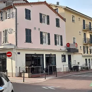 2* Appart hôtel Centre Résidence